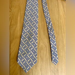 Burberry tie